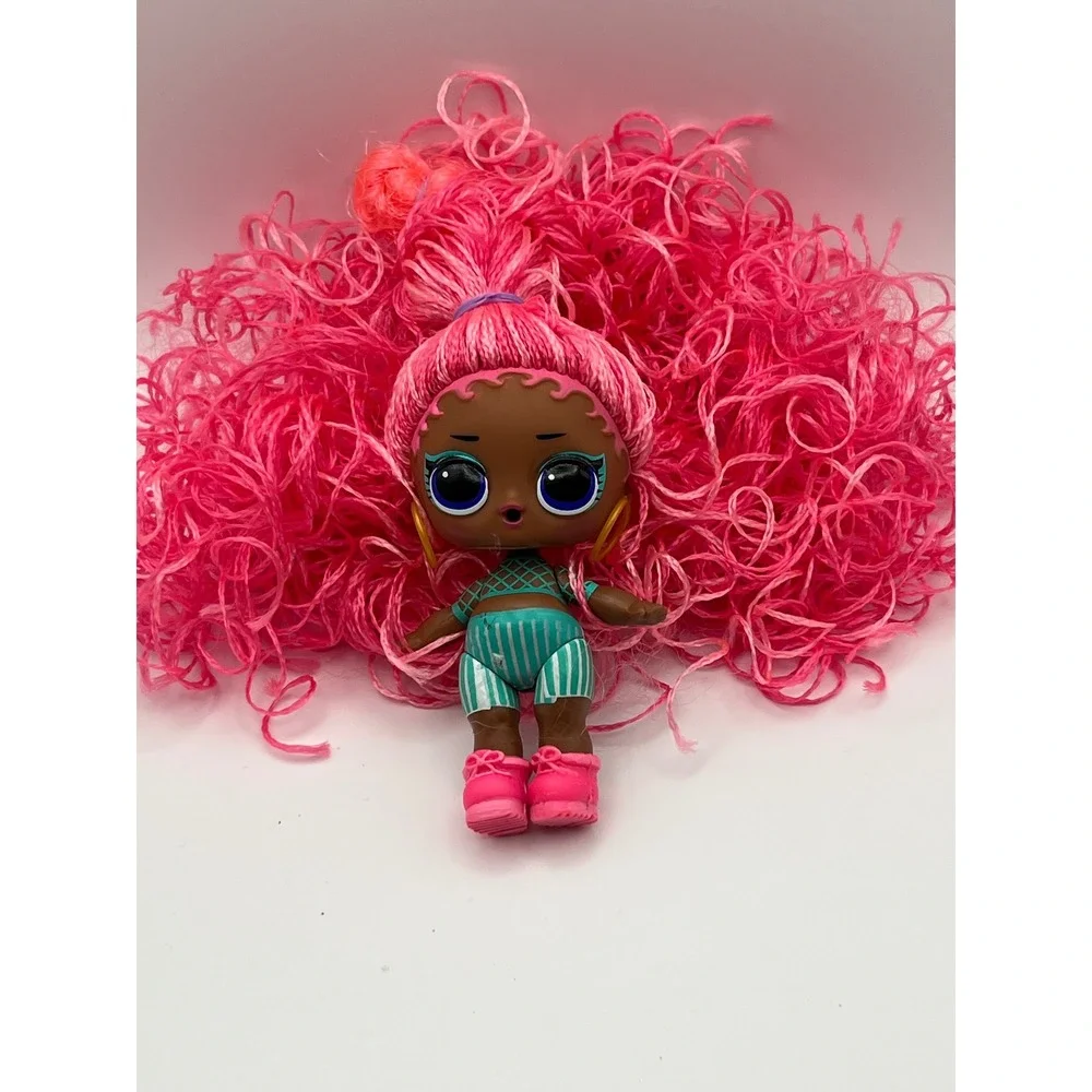 LOL Surprise JK MC Swag Mini Fashion Doll Pink Crinkle Hair MGA Entertainment